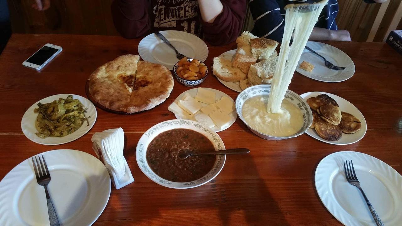 Mushkudiani Manor Hotel Местия Екстериор снимка