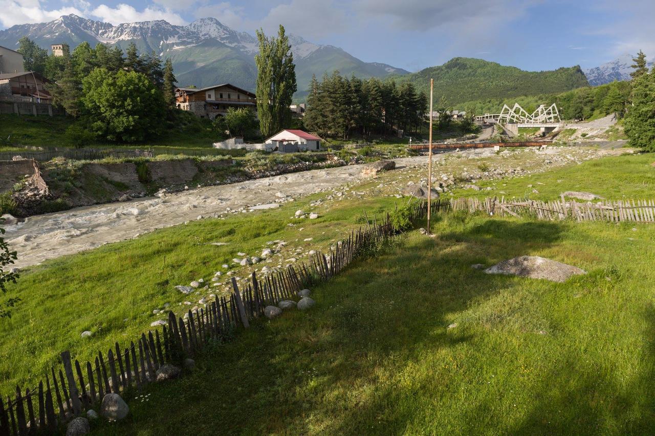 Mushkudiani Manor Hotel Местия Екстериор снимка