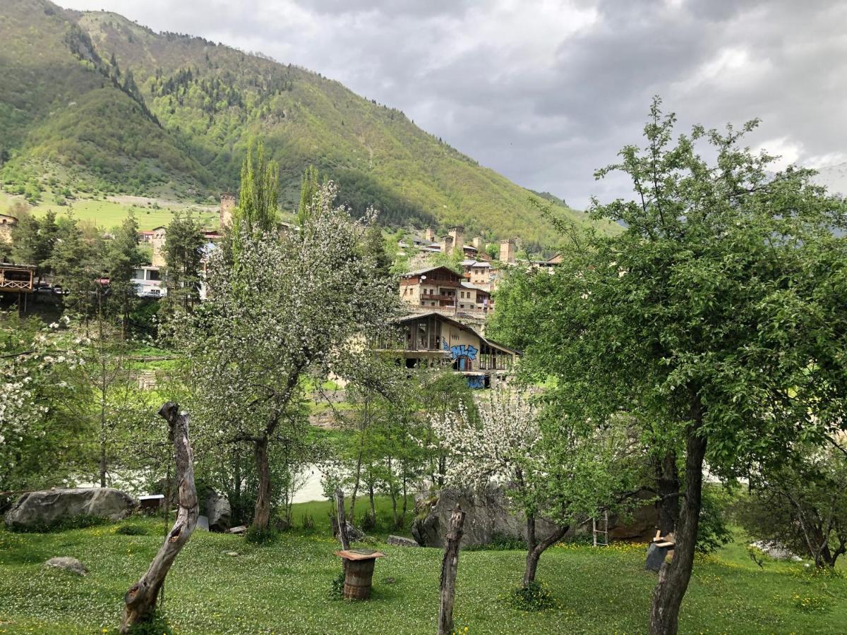 Mushkudiani Manor Hotel Местия Екстериор снимка